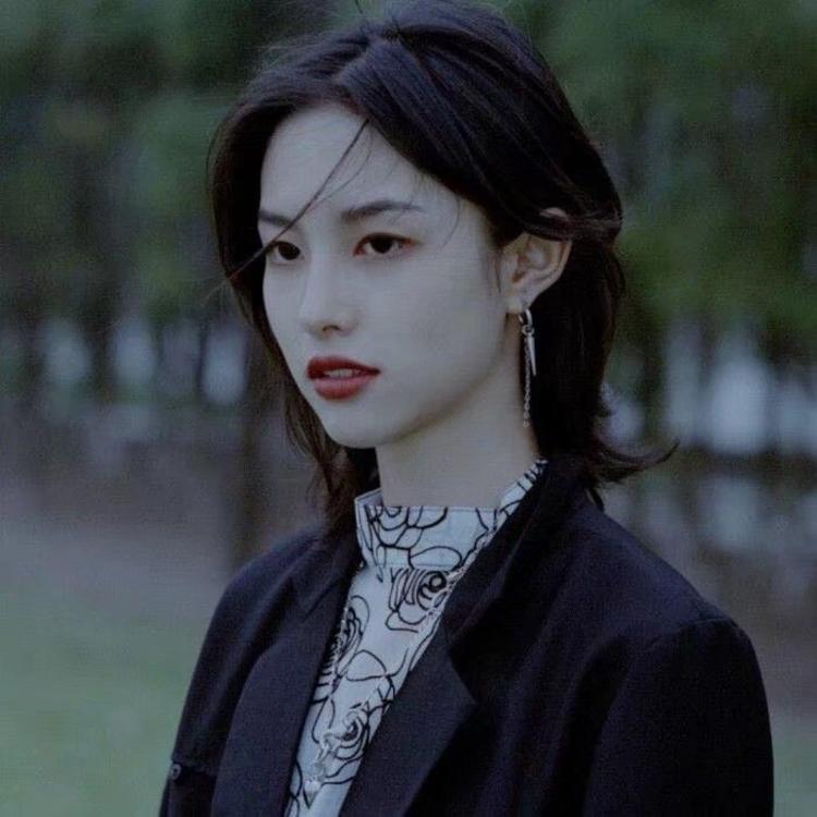 斋藤一（身份：前新选组第三分队组长、“壬生狼”） - 综艺未删减在线观看 - 电脑观看